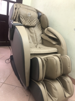 GẤP GẤP: thanh lý siêu rẻ ghế massage FUJIKIMA 606MAX - gọi ngay: 032.999.1561