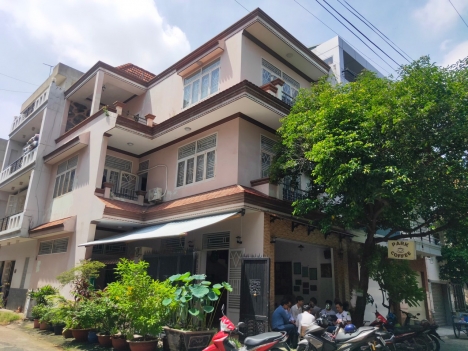 Bán nhà lớn đường Nguyễn Kiệm, Phường 4, Phú Nhuận