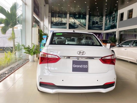 Cần bán Hyundai Grand i10 giá 375 triệu