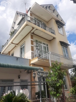 Chính chủ bán nhà 3 tầng nguyên căn và 20 phòng trọ tại Lâm Hà, Lâm Đồng.