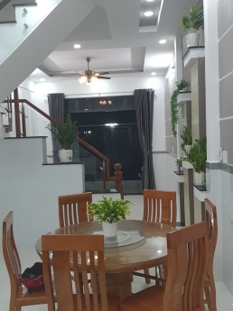 Bán gấp nhà mới đường số 10 Linh Xuân Thủ Đức ,LH 0909428959.