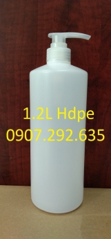 chai nhựa làm từ chất liệu HDPE 1l