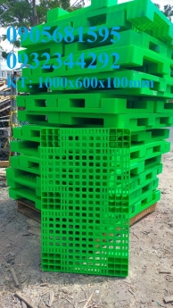 Bán nhanh pallet nhựa kê kho lạnh nhựa nguyên sinh giá rẻ 0905681595