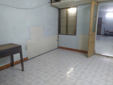 Cho thuê chung cư tầng 2 nhà H2 tập thể Nguyễn Công Trứ