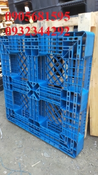 Bán thanh lý pallet nhựa xanh giá chỉ từ 2xx 0905681595