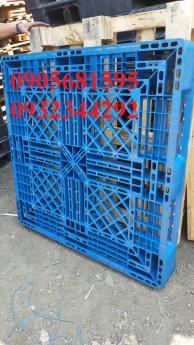 Bán thanh lý pallet nhựa xanh giá chỉ từ 2xx 0905681595