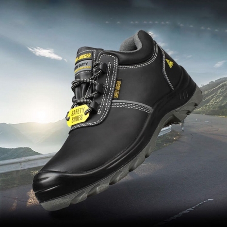 Giày bảo hộ Jogger sản phẩm an toàn cho dân công trình