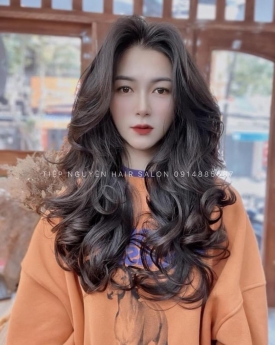 Tóc Uốn Xoăn Sóng Layer Dài Ngang Vai, Tóc Bob Layer - Tiệp Nguyễn Hair  Salon - 513319