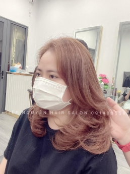 Tóc bob layer, tóc bob uốn cụp xoăn tự nhiên cho nàng mái bay - Tiệp Nguyễn Hair Salon