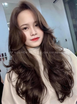 Uốn xoăn sóng lơi đẹp tự nhiên cho nàng tóc thưa Tiệp Nguyễn Hair Salon