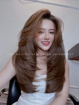 Uốn xoăn sóng lơi tỉa layer Tiệp Nguyễn Hair Salon