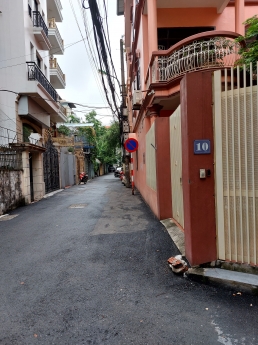 Bán nhà Nguyễn Ngọc Nại, ô tô tránh trước nhà, chủ cần bán gấp, 105m2