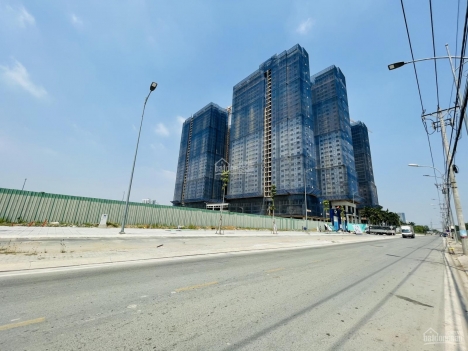 Bán gấp 5 căn nhà phố Q7 Saigon Riverside, DT 5x18, 8x18m, GPXD hầm 4 lầu, Giá trả trước 7.8 tỷ/lô.