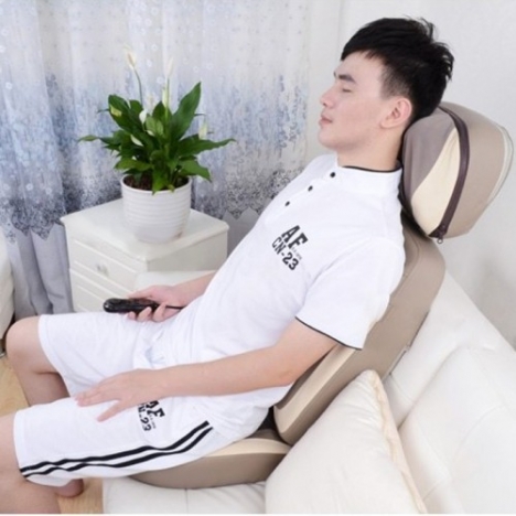 Ghế massage mini giảm đau toàn thân với 30 bi hồng ngoại Ayosun Hàn Quốc