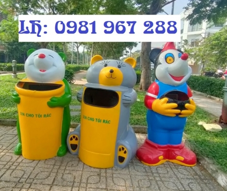 Bán thùng rác hình con gấu trúc tại Hà Nội