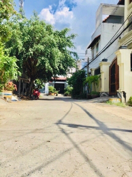 Bán lô đất khu Biệt Thự Bên sông đường số 20, sau GigaMall Phạm Văn Đồng, P. Hiệp Bình Chánh