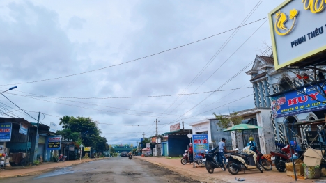 Đất chợ Phú Lộc, Krông Năng, 132m2, full thổ cư