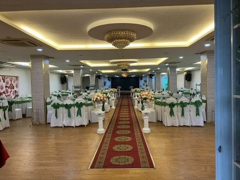 Cần bán gấp nhà hàng tiệc cưới Đường D9, P. Tây Thạnh, Q. Tân Phú