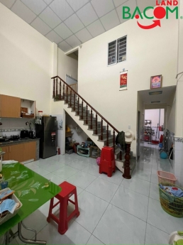 Bán nhà mới đẹp Dt 5.2x18 gần trường Chính trị P An Bình chỉ 2ty5