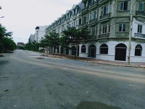 Bán LK Lai Xá sát trường Đại Học Thành Đô: 77m2*4 tầng*phù hợp V.phòng, k.doanh,miễn TG.