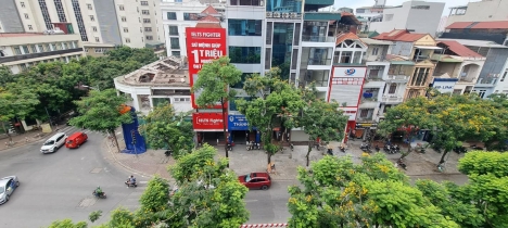 Bán nhà mặt phố Lý Thường Kiệt, Hà Đông phân lô vỉa hè 5 tầng 40m² _ KD sầm uất giá 6.1 tỷ