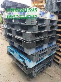 thanh lý pallet nhựa giá rẻ tại Đà Nẵng chỉ 95k 0905681595