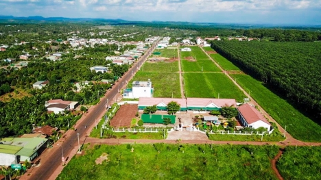Bán đất thổ cư mặt tiền đường 22 m, cách sân bay Buôn Ma thuột 30 phút di chuyển giá 900 triệu