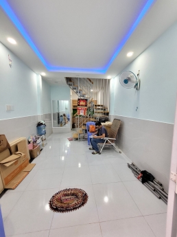 Bán nhà rẻ mới Thoại Ngọc Hầu – quận Tân Phú, hẻm 1/ giá nhỉnh 2 tỷ