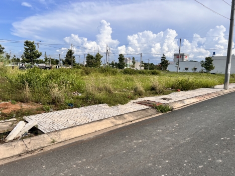 Đất nền shr liền kề KCN và cụm cảng mặt tiền đường Nguyễn Trung Trực xã Long Cang cam kết sinh lời