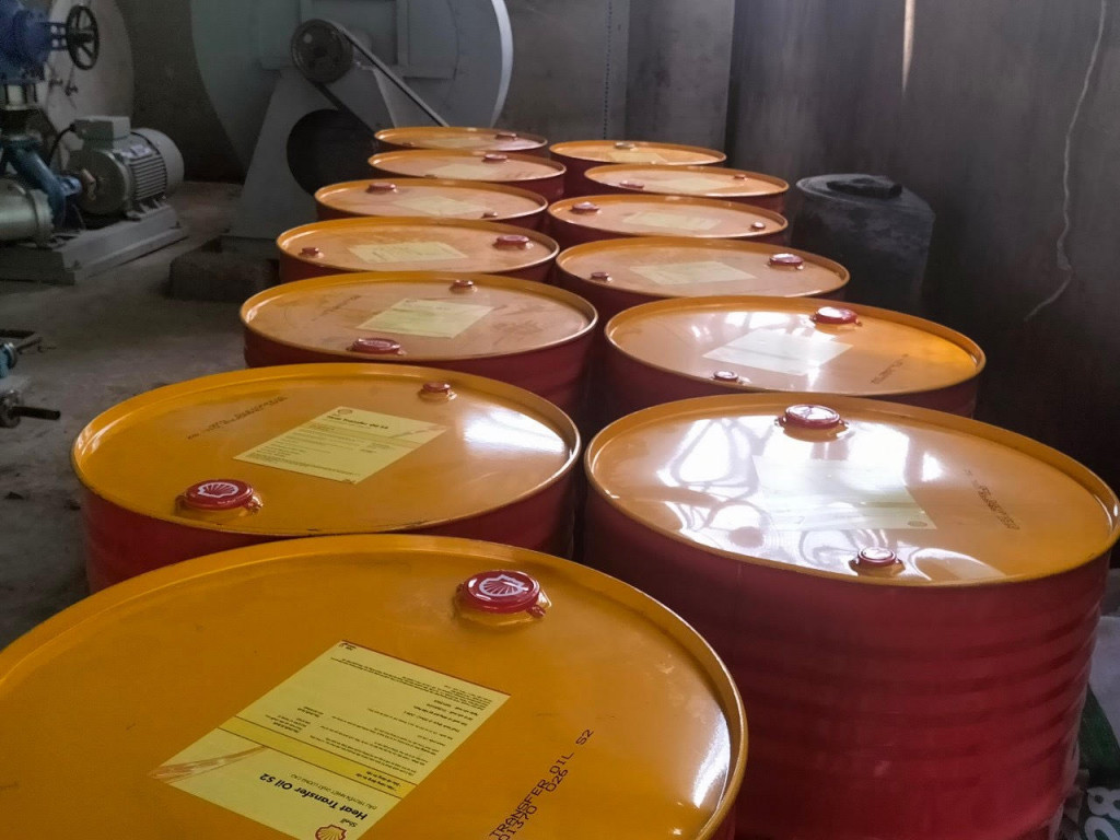 Chuyên mua bán dầu nhớt thủy lực 32, 46, 68 giá tốt tại TP Hồ Chí Minh