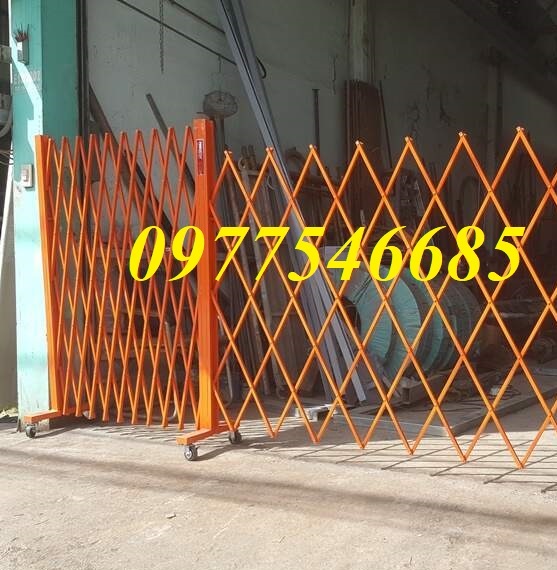 Sản xuất hàng rào xếp chữ T - Hàng rào xếp sắt có bánh xe