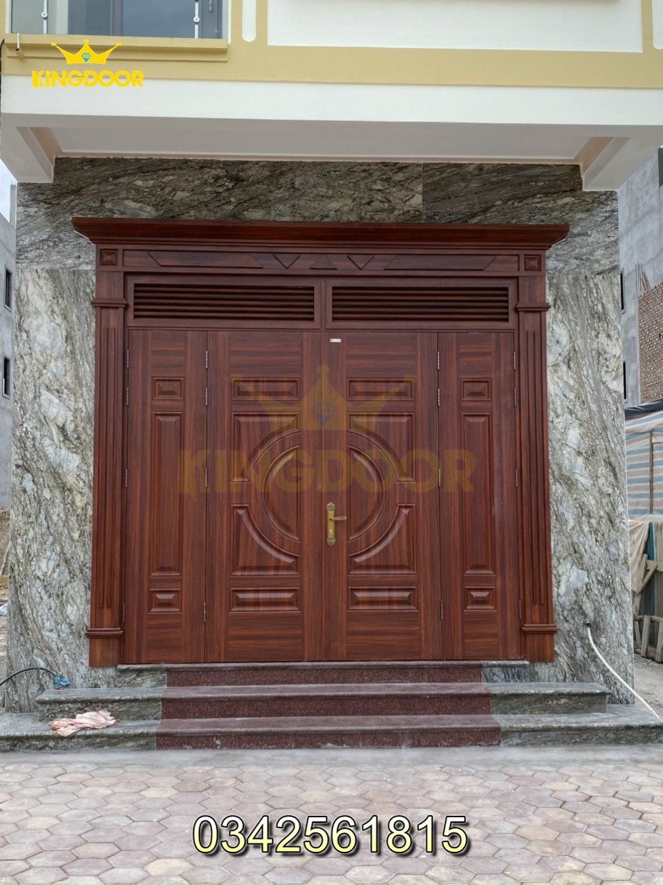 Điểm nổi bật của cửa thép vân gỗ huỳnh trống đồng