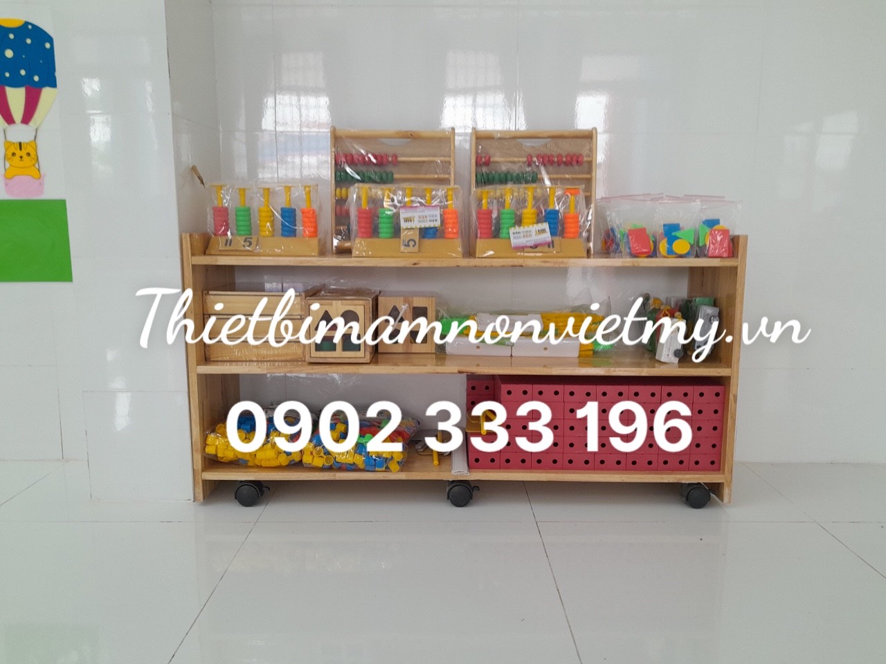 Kệ gỗ mầm non, giá để đồ chơi giá rẻ tại Công Ty Việt Mỹ