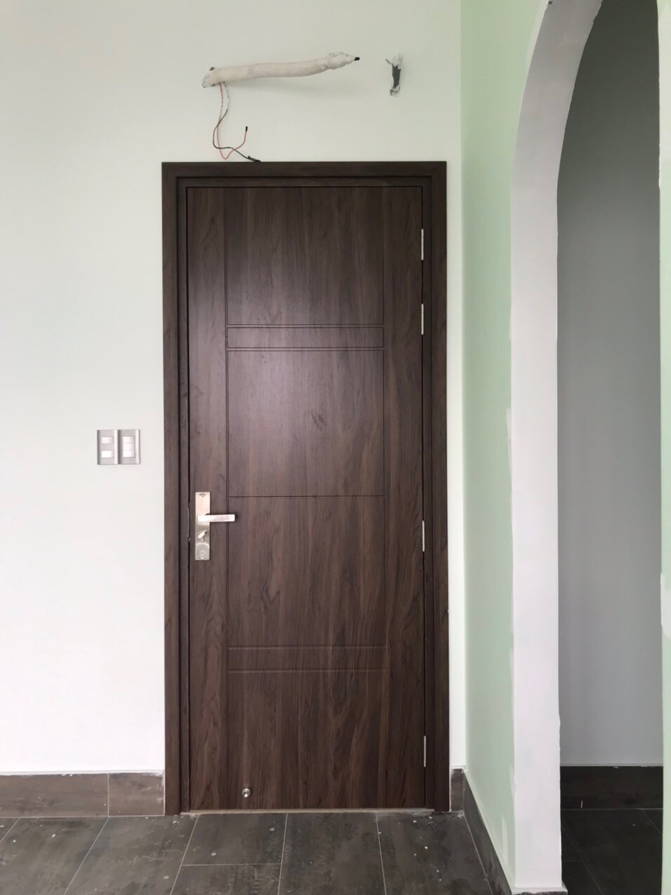 Mẫu cửa phòng ngủ Composite cao cấp tại KingDoor