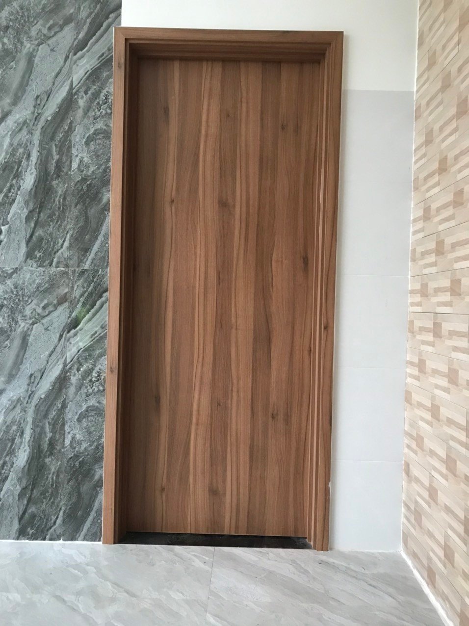 cửa gỗ mdf bền đjep- cửa gỗ phòng ngủ giá tốt
