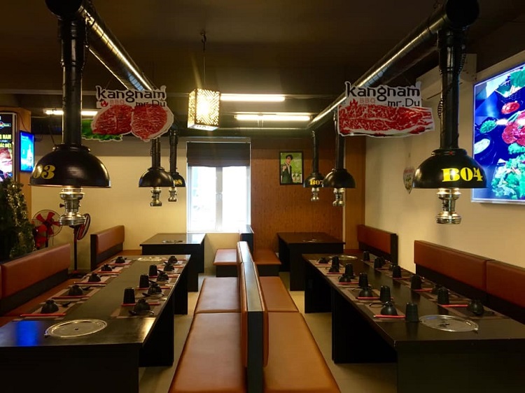 Lắp đặt lẩu nướng không khói nhà hàng Hàn Quốc - Nhật Bản