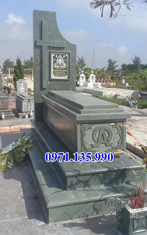 Lăng mộ đạo - Mẫu mộ công giáo bằng đá xanh đẹp bán Khánh Hoà